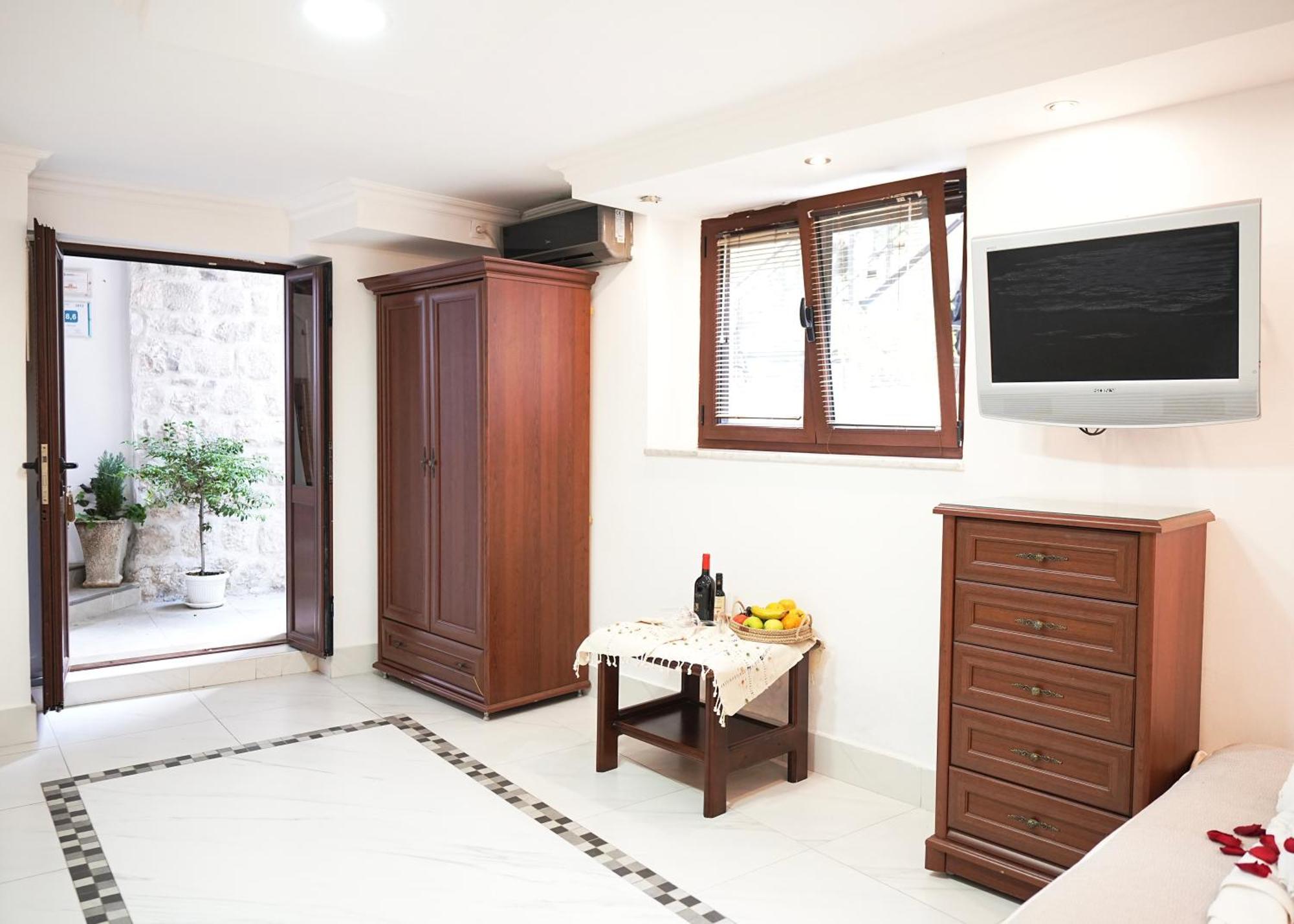 Apartmán Novi Svet Kotor Exteriér fotografie